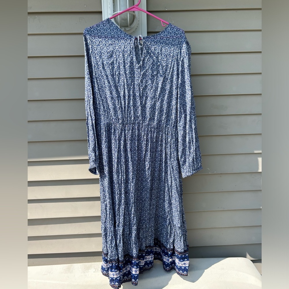 Old Navy blue flowy dress